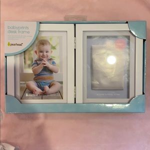 Baby prints desk frame
